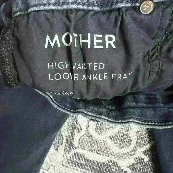 MOTHER Denim The Looker Ankle Fray Black - Picture 6 of 6